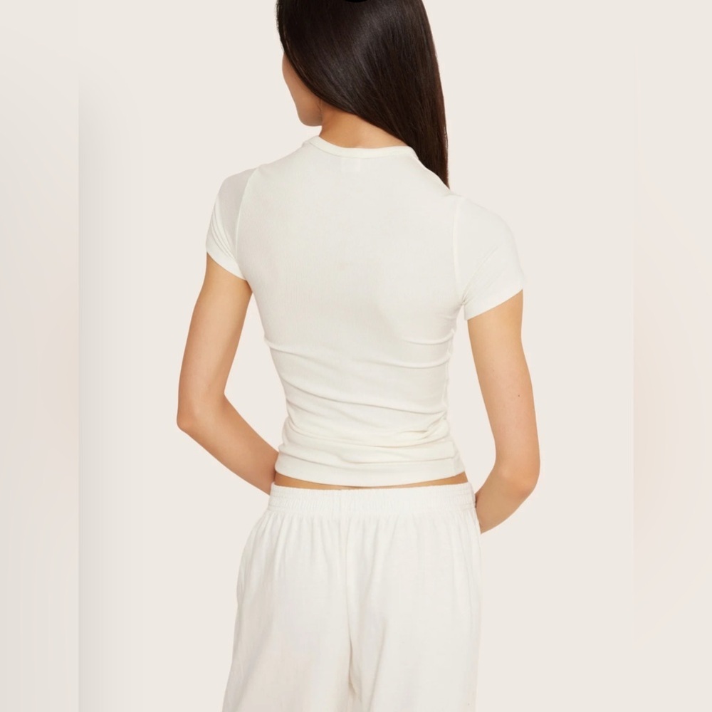 Set Active Ribbed Modal Body Tee in Blanc Size Small $52 - Picture 2 of 4